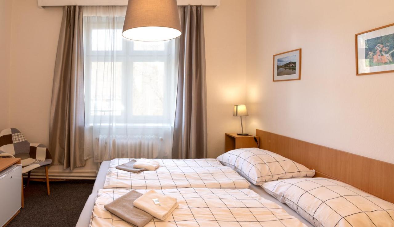 Hotel U Berounky Srbsko Экстерьер фото